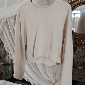 Lululemon Athletica Cream Sweatshirt Crop Softstreme